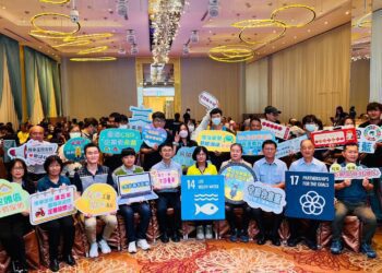 臺東縣空氣品質維護及改善暨海洋保護表揚 60家業者機關獲獎