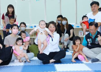 打造育兒友善城市　嘉市精忠公共托嬰中心揭幕