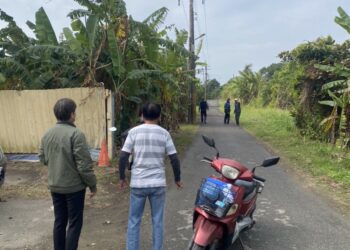 李啟維邀農業局會勘易淹水的永成路南豐段農路