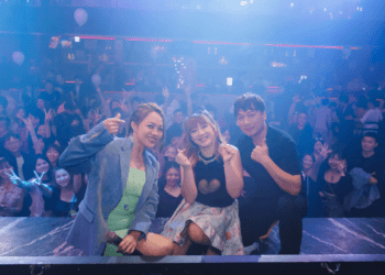 范逸臣、戴愛玲本尊都到了 億萬直播女王「柒柒花媽生日趴」豪砸七位數寵粉