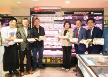 「雲林良品」攜手「全聯福利中心」推立冬土雞節 張麗善與名廚示範進補好料