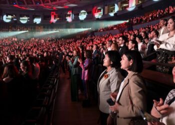 雲林國際偶戲節主視覺勇奪iF設計獎 張麗善率團赴德領獎