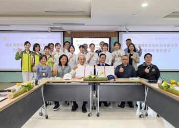 影音／強化醫療體系資安防護　秀傳與調查局簽署「資安聯防分享合作備忘錄」