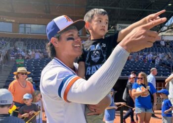 影/《MiLB》張育成打擊火燙單場3安 本季第二轟直接扛出球場外！