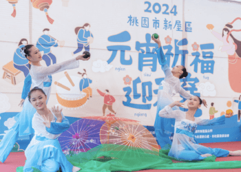 元宵節祈福新氣象 王明鉅參與新屋區迎天穿儀式