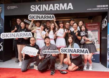 SKINARMA新光南西快閃店 台鋼Wing Stars啦啦隊閃亮站台