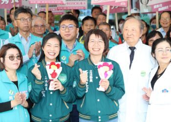 影音/陳秀寶、黃秀芳組「秀秀連線」 聯合登記拚連任
