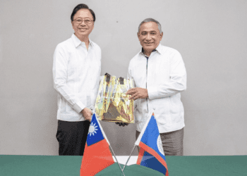 張善政與貝里斯總理交流永續議題　強化雙邊合作新契機