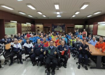 影音/「工欲善其事，必先利其器」　彰化市頒發守望相助隊裝備補助款及獎勵金