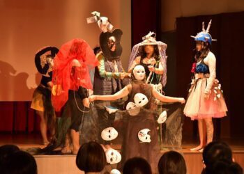 勵志中學辦理戲劇成果發表　「倒映的平行世界」期盼能夠得到更多的善意與支持