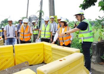 一掃市民積淹水困擾　黃敏惠視察重慶二街計畫道路開闢工程