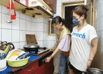 新北愛心滿滿 社會局與道家人文協會齊助單親媽媽