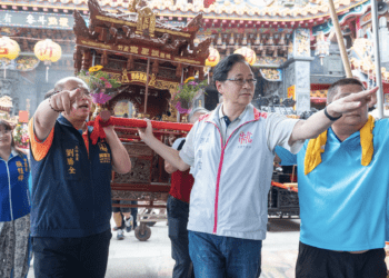 張善政出席關公文化節 神禧夜巡遶境祈求蘆竹平安