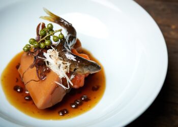 飛花落院 x SAKE HUNDRED餐酒會 5/25 台中限定 肉多多讓媽媽「大吃一斤」！