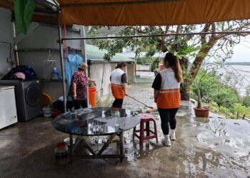 康芮災後第一時間 展望會動員關懷案家