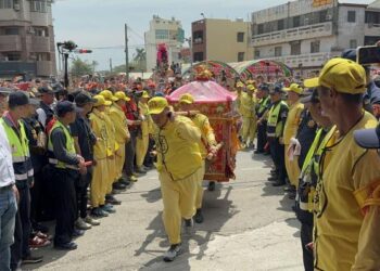 白沙屯媽祖、山邊媽祖熱烈抵達北港朝天宮