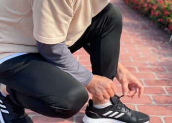 火力支援老爸減重！網友推跑鞋、保健補充品雙管齊下