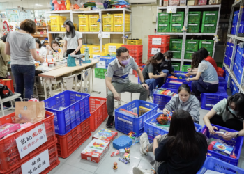 玩具不只是玩具 新北親子變身志工 傳遞愛與希望