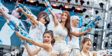 李雅英濕身開場！高雄啤酒音樂節熱力引爆　預估三日湧9.5萬人、產值上看3億元