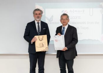 南臺科大辦理台波高教論壇　將在綠能、電動車、運動科學等方面展開廣泛合作