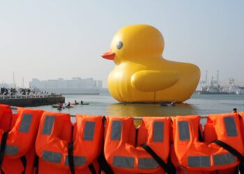 60萬人朝聖 黃色小鴨狂潮再度引爆！