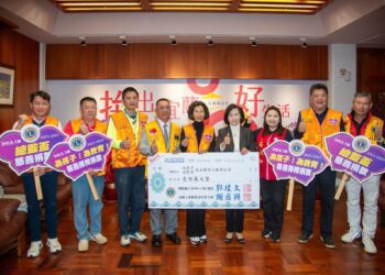 關懷偏鄉學子 國際獅子會300-A5區捐款助弱勢