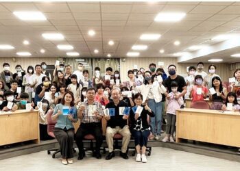 高雄三民國中與大師有約 創作學生心目中的臺灣模樣