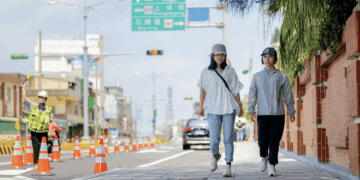 不分城鄉的保障 桃園永安國中小通學廊道竣工 張善政強調人本建設