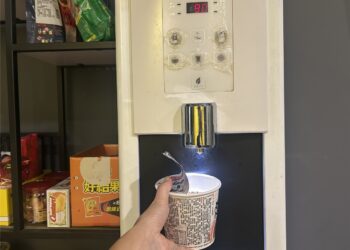 熱水泡不熟泡麵竟成離職導火線　專家：真正流失的是員工對企業的信任