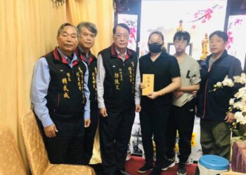 桃園市政府消防局許宏傑因公死亡 警專校友總會關懷家屬並致贈慰問金