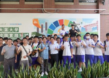 影音/二林工商參訪大葉電機系　探索產業新機會