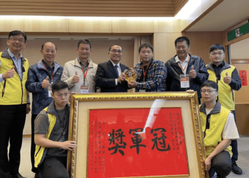 新北茶葉稱霸全國 青年茶師全員獲獎 侯友宜親頒獎致敬