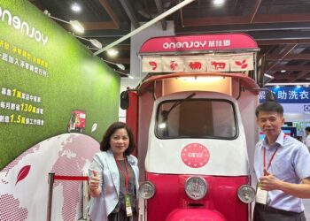 板田實業萬佳鄉攜手泰國-台灣BDI科技學院推出全球首部智慧儲能電動三輪餐車