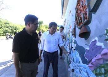 小琉球垃圾清運困境 立委蘇清泉偕環境部長會勘