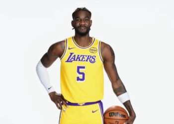 影/《NBA》Ayton打出轉隊代表作 21歲新星Smith Jr.殺出 後場雙槍沒打湖人照樣四連勝