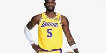 影/《NBA》Ayton打出轉隊代表作 21歲新星Smith Jr.殺出 後場雙槍沒打湖人照樣四連勝