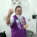 張靜登記高雄市長喊「鐵拳市長」　對抗霸凌家長、讓拒馬退場