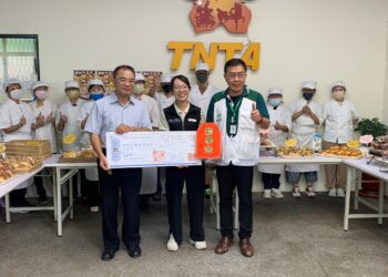 勞動部職訓助失業者習得一技之長 烘焙麵包義賣捐家扶