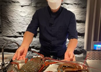 50年鐵板燒教父謝樂觀攜手女兒謝和希打造天花板原味的感動