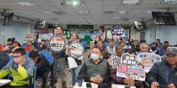 路口安全不鬆懈　嘉義市監理站強化大客車駕駛路口停讓意識