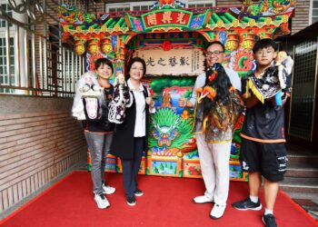 彰藝再創佳績！　光興閣掌中劇團蟬聯「TAIWAN TOP演藝團隊」榮光