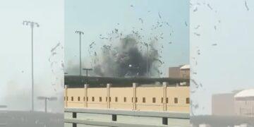 影音/報復美以 伊朗彈道飛彈擊中巴林美國海軍第五艦隊總部