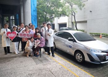 盤山過嶺的愛與祝福　大溪九旬阿嬤捐車助花蓮慈院中醫往診服務