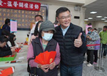 鹿港鎮寒冬送愛．溫馨關懷匯聚善緣 助低收戶度過溫馨有愛新年