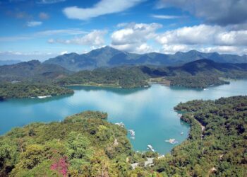 可樂旅遊「高鐵假期」下殺69折 4/17起連續4週大Fun送 住宿、美食、樂園自由搭 最高享星級飯店住免錢