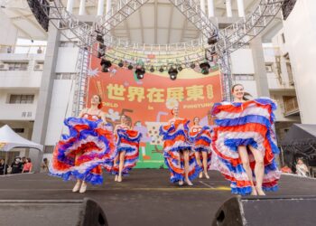 屏東縣民公園變身世界嘉年華　「2026世界在屏東」百攤美食、DIY、國際展演接力登場