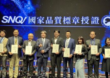 影音／AI智慧血液透析照護　彰化醫院、工研院攜手獲SNQ認證