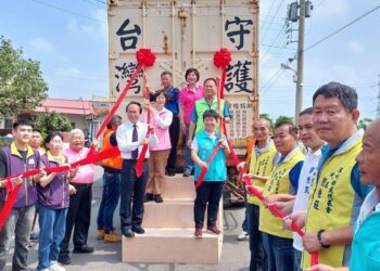 影音／護聖宮 40呎貨櫃送愛到溪州　鄉長加碼致送每戶現金600元