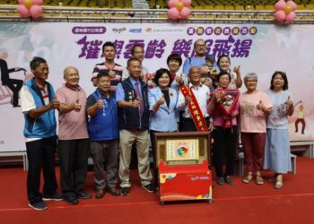 雲林縣重陽敬老活動登場　表揚模範老人預祝重陽快樂