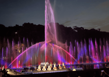 優人神鼓震撼演出 碧潭水舞打造新北市專屬大秀